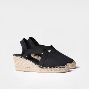 NWOT Toni Pons wedge espadrilles size 38 black